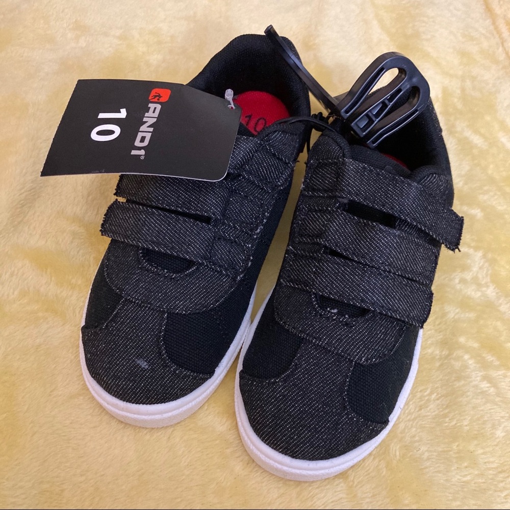 Kids AND1 velcro sneaker shoes